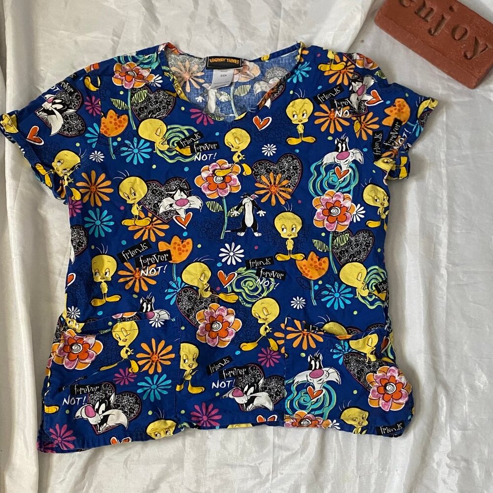 Looney Tunes Tweety Bird & Sylvester Scrub Top Women's Size Small